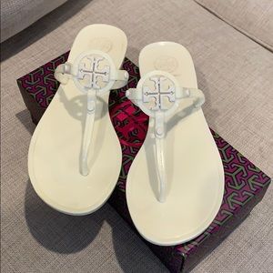 Tory Burch jelly sandals size: 6